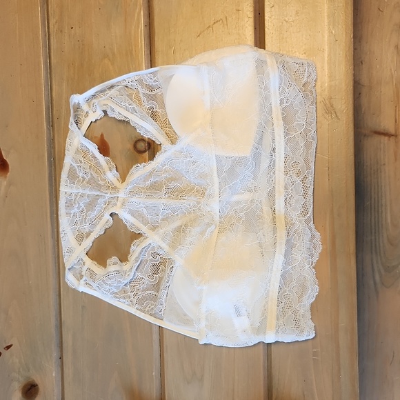 Bralettes - Picture 8 of 12